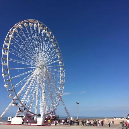Relaxing Coastal Escape, Cleaning Included Apartamento Nieuwpoort